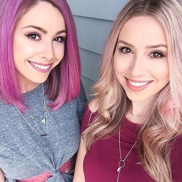 Meet your Posher, Tracy and stefanie - Picture 1 of 1